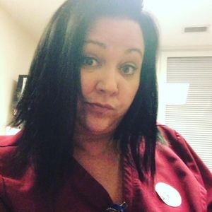 Meet your Posher, Dana